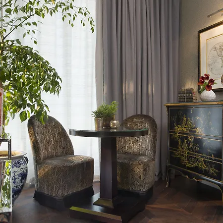 Hotel Monge 4*